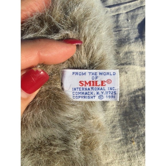 Vintage smile bear 7” 7 in stuffed animal grey gray cream 1991 90s - Picture 8 of 12